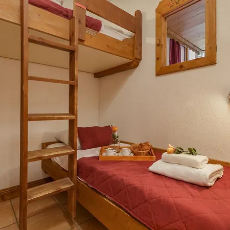 Le Cristal Mb1 Mont-blanc View, Pool, Private Sauna & Parking - Happy