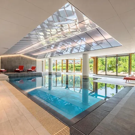 아파트 Le Cristal Mb1 Mont-blanc View, Pool, Private Sauna & Parking - Happy 샤모니